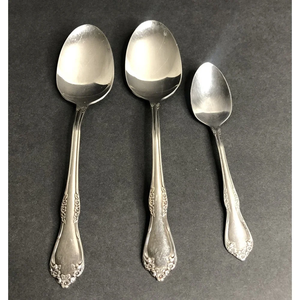 WM A Rogers Deluxe ONEIDA Mansfield 2 Tablespoons & 1 Teaspoon Stainless Steel